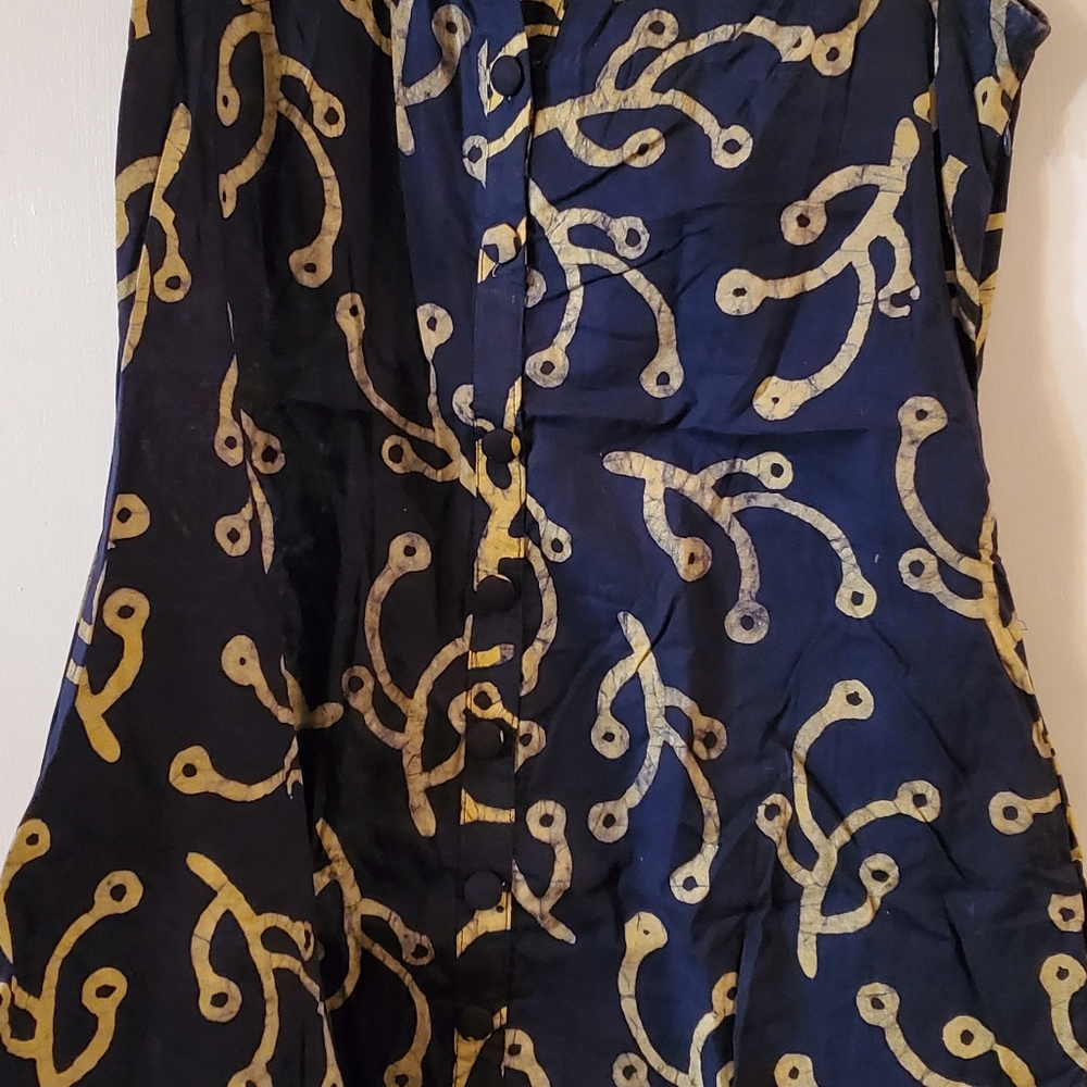 Dress - Picture 2 of 3